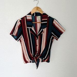 3/$25 Tie-front 70s style top